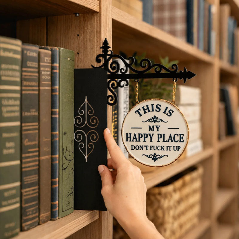 Vintage Bookshelf Lantern Light – Cosy Library Style Mini LED Table Lamp