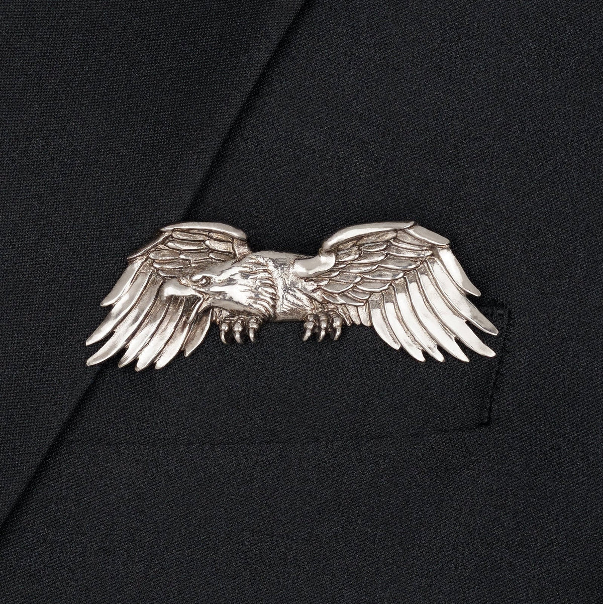 ✨ Luxury Sculpted Animal Brooch – Premium Statement Piece for Suits & Blazers